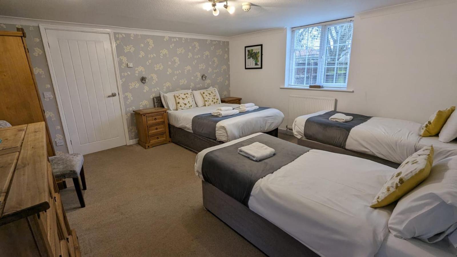 East Ayton Lodge Hotel, Scarborough Exteriör bild