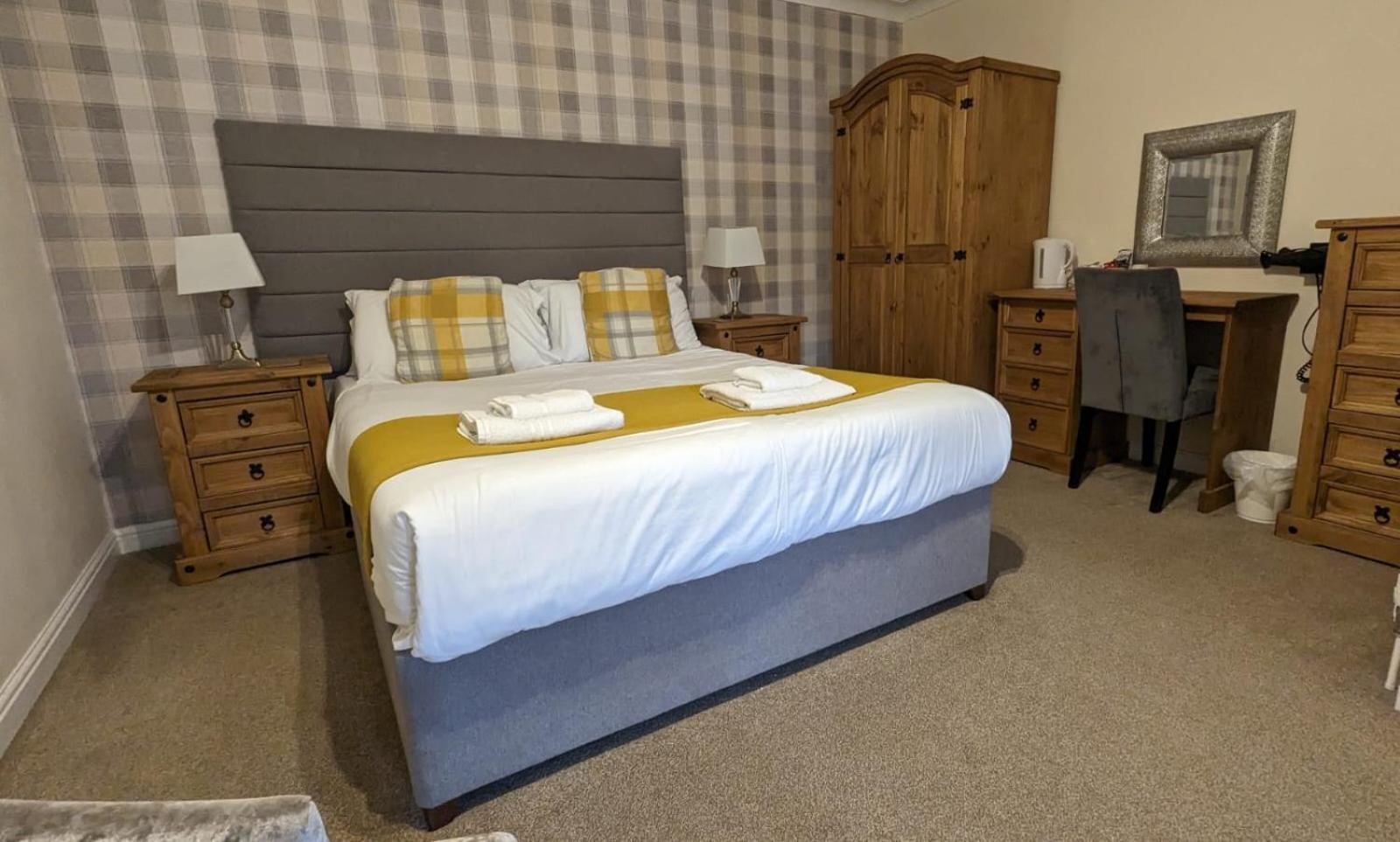 East Ayton Lodge Hotel, Scarborough Exteriör bild